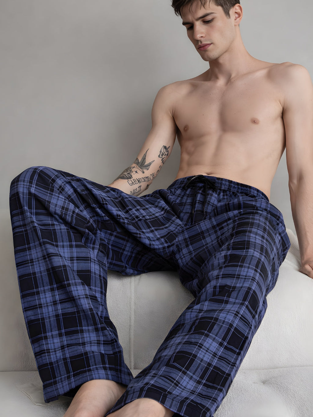 Men chequered lounge pants