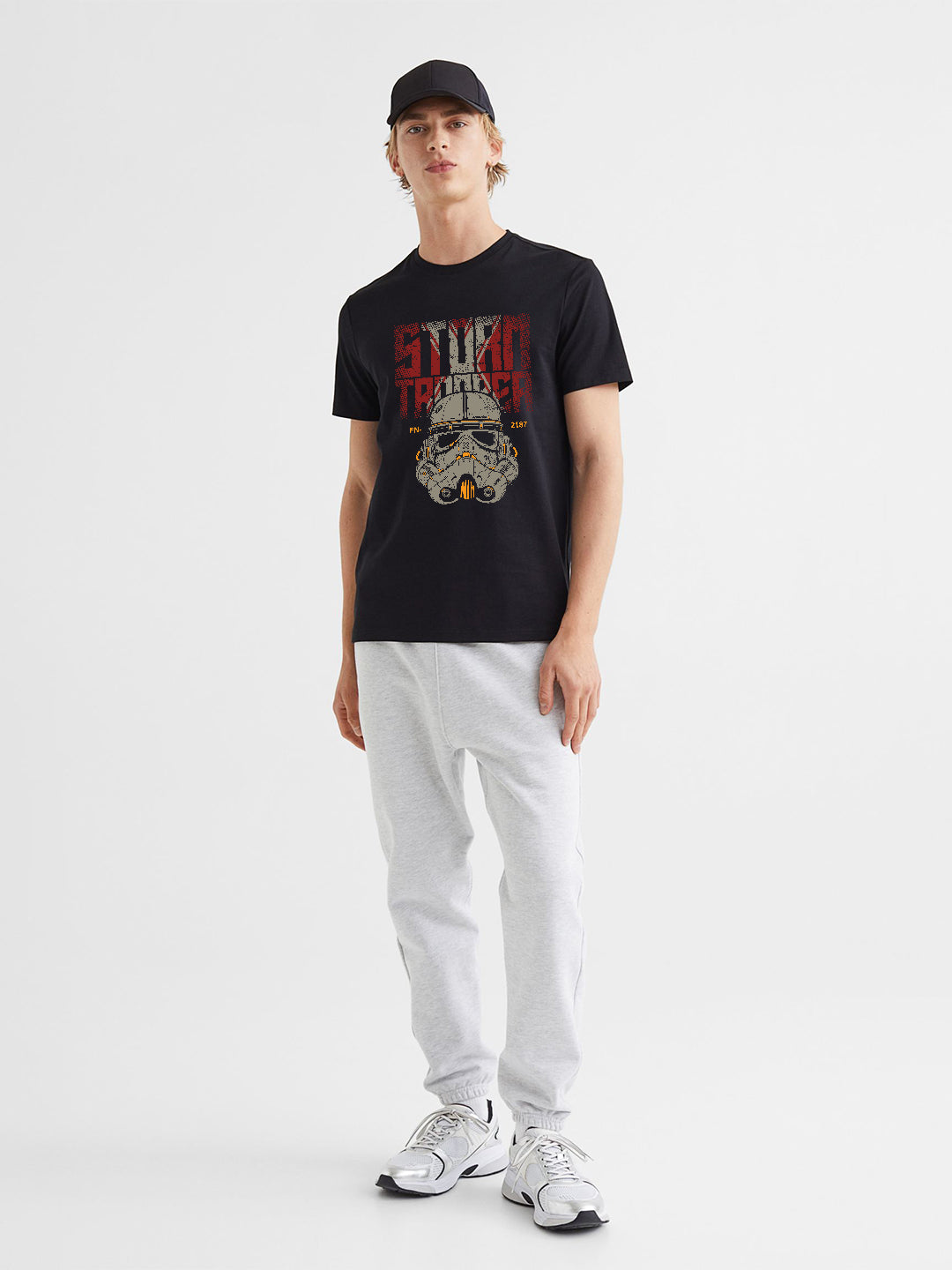 Storm Trooper Men Regular Fit Black Half Sleeve T-Shirt